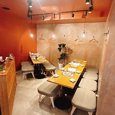 おだしとワインとお料理と。motto の雰囲気3