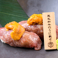 料理メニュー写真 黒毛和牛のうに載せ （2貫）