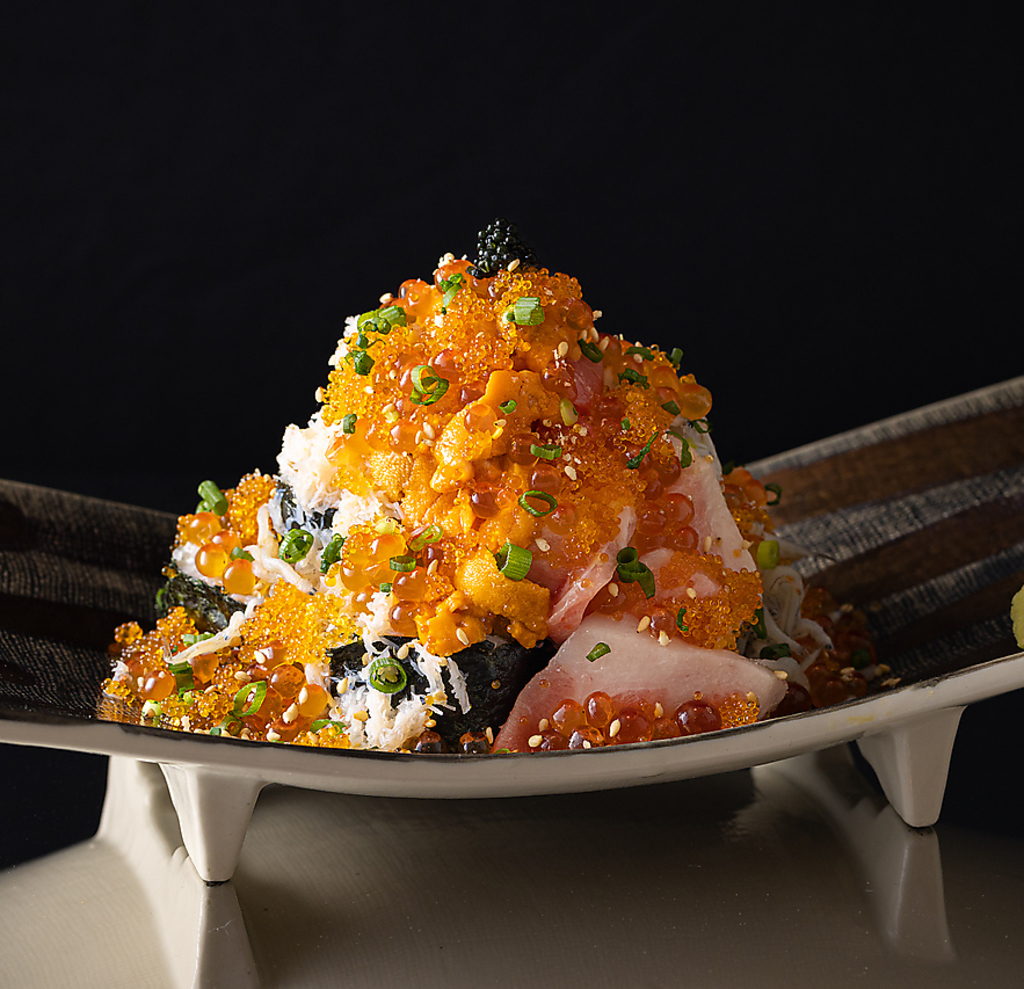 「ハレ」の日から普段のお食事まで。お客様一人ひとりに寄り添ったお料理をご提供いたしております。