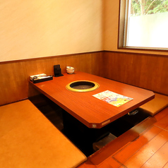 デートなどでも使えるお席もご用意しております。