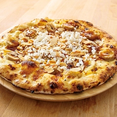 バナナとキャラメルのデザートピザ