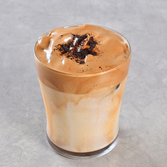 ダルゴナコーヒー(H/I)/カフェ・ラテ(H/I)/スックラテ(ヨモギラテ)(H/I)/パジ(黒ゴマエスプレッソ)(H/I) 各