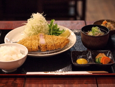 ロースカツ定食