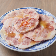 【香ばしさと旨味を凝縮】テールの塩焼き1,078円(税込)の写真