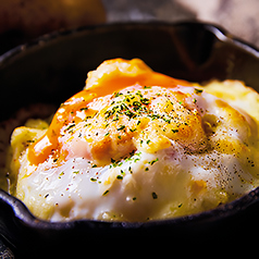 ガーリックベーコンポテトのチーズ焼き