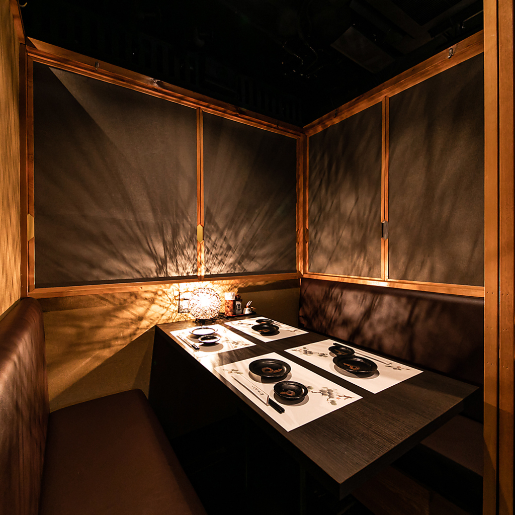 個室席は2名様～ご利用可能。お席のみのご予約も大歓迎です。