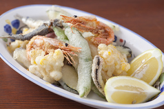 Fritto misto di frutti di mare e verdura/旬の食材のフリット