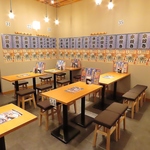 【設備】大衆的な雰囲気で気軽に立ち寄れる♪少人数でも使いやすいお席を各種ご用意！※画像は系列店