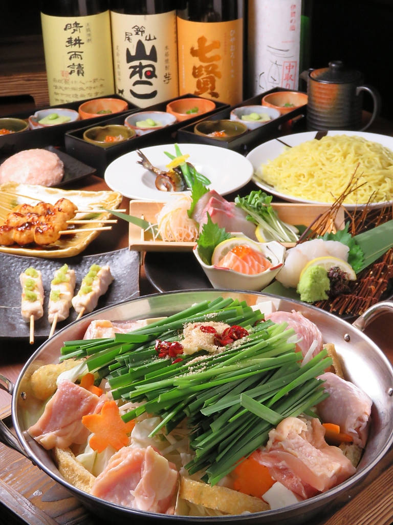 名物のもつ鍋入りのコースやロブスター、釜飯、豪華メインが選べるコースは宴会にピッタリ★