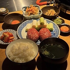 焼肉ホルモン 福たろふのコース写真