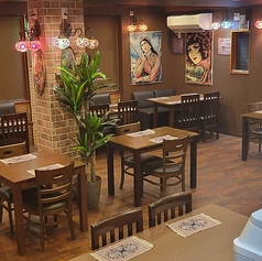 ZAMZAM CAFE RESTAURANT ザムザム 京都 深草店の雰囲気1