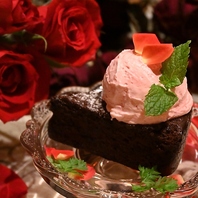 お花を散りばめた写真映えするメニュー★