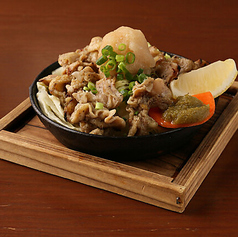 鶏はらみの炭火鉄板焼き　～おろしポン酢添え～