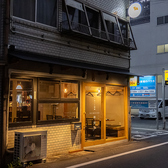 岡山電軌清輝橋線・岡山電軌東山本線「岡山駅前駅」の降車ホーム出口から、徒歩約4分とアクセス抜群です。掲げられた「銀杏」の看板が目印です。店内を一歩足を踏み入れれば、日常の喧騒を忘れてくつろげる空間が広がります。お仕事帰りやご家族、ご友人とのお食事など、様々なシーンでご利用ください。