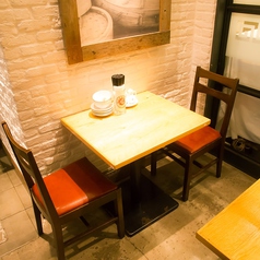ついつい長居してしまう空間で、美味しいお料理をお楽しみください!