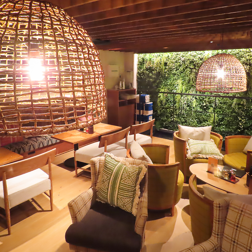 お洒落な雰囲気のお席をご用意★