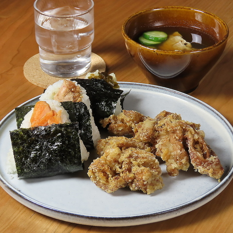 ランチ・カフェ楽しめる、おしゃれで居心地良い空間…