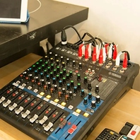 マイクや音響設備など充実