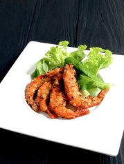 殻ごと食べられるガーリックシュリンプ