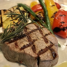 肉好き必見!極上の牛フィレやわらかグリル