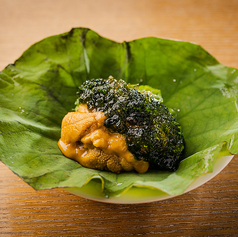 雲丹の海苔ゼリー掛けの写真