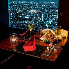 夜景 PRIME TOKYO 新宿野村ビル49Fの雰囲気1