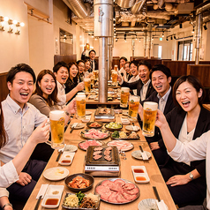 40名様~最大60名様まで店舗まるごとの貸切もOK!みんなで集まる特別な一日にぜひご利用ください。40名様以上で貸切をご希望の方は店舗まで直接お電話お願いします。