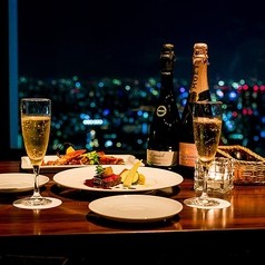 夜景 PRIME TOKYO 新宿野村ビル49Fの雰囲気3