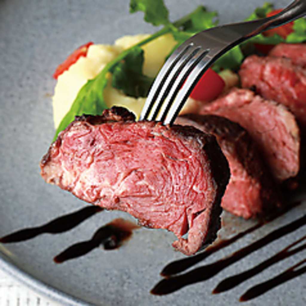 【新宿×居酒屋　食べ飲み放題あり】お洒落個室も♪シュラスコなど食べ放題★コスパ◎コース2500円～