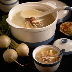 秘伝の大根漬けと豚ガツの煮込みスープ (一人前)