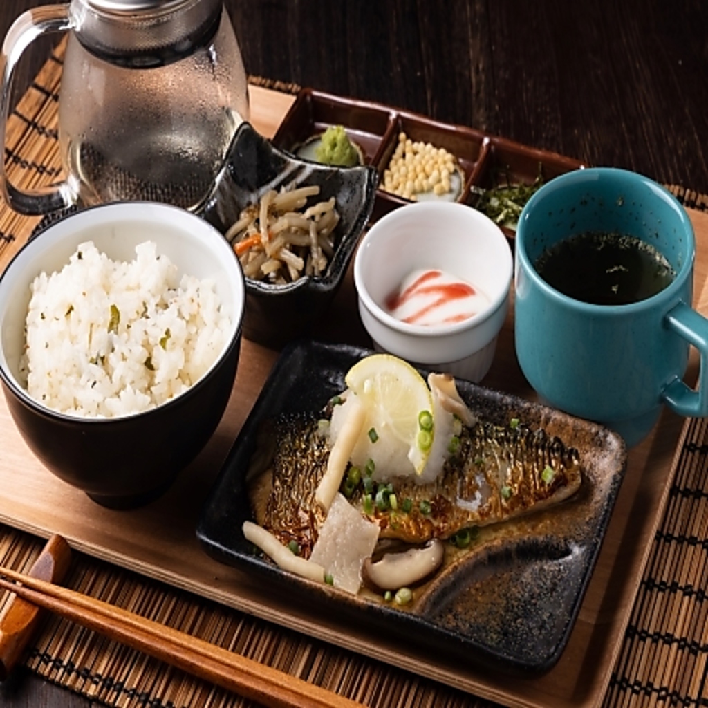 お食事・デザートに和のテイストを取り入れました！ランチタイムも満足の和定食♪