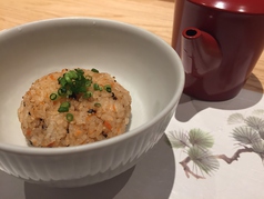 塩鮭と昆布の焼きおにぎり　出汁付き