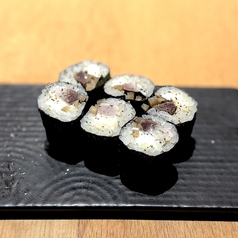 焼きサバがっこクリームチーズ、からし小肌高菜のあて巻き、揚げ納豆巻き