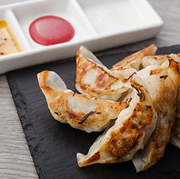 女性にも嬉しい食べやすい一口サイズの餃子◎