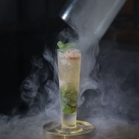 国内外の大会で優勝したバーテンダーがお待ちしてます！