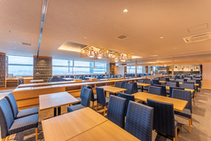 4名様テーブル×57席