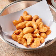 揚げカシューナッツ