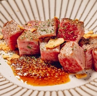 霜降りサイコロステーキや名古屋めしを堪能！！