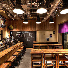 着席で45名程度、立食で60名程度の貸切がご利用いただけます。 お問合せ下さいませ。