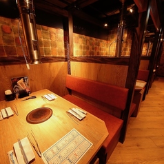 焼肉宴会などでも大活躍の広々したお席もご用意しております♪