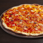 アンチョビとにんにくが相性抜群の【マリナーラ】。シンプルですが心に残る味わいを心ゆくまでどうぞ