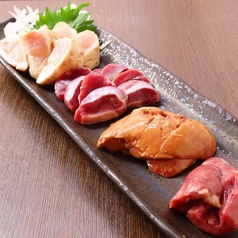鶏刺し盛合わせ