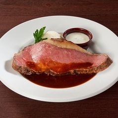 牛サーロインの自家製ローストビーフマデラソース