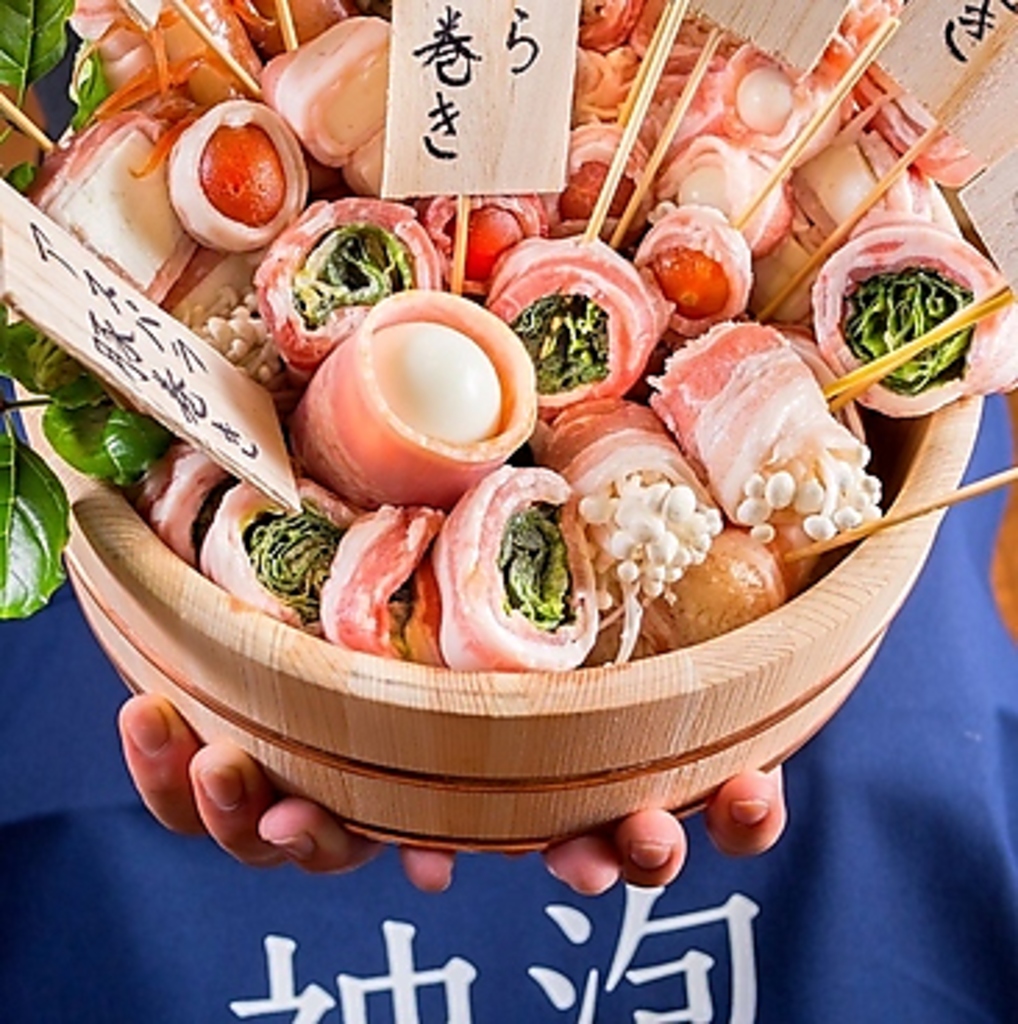 自慢の焼き鳥や焼きとん、野菜巻き串をご用意！