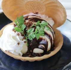 チョコ＆バニラアイスモナカ