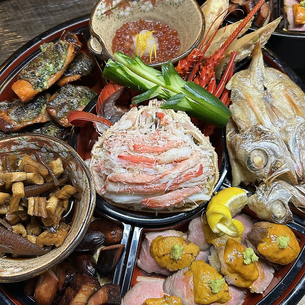 温かい気持ちでお出迎えしております。季節の食材を心行くまで…