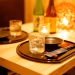 大切な方とのお食事や、ビジネスの接待、記念日などに最適な完全個室を完備しております。