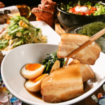 じっくりと煮込んだトロトロのラフテーをはじめ絶品沖縄料理は一度食べたらクセになる！