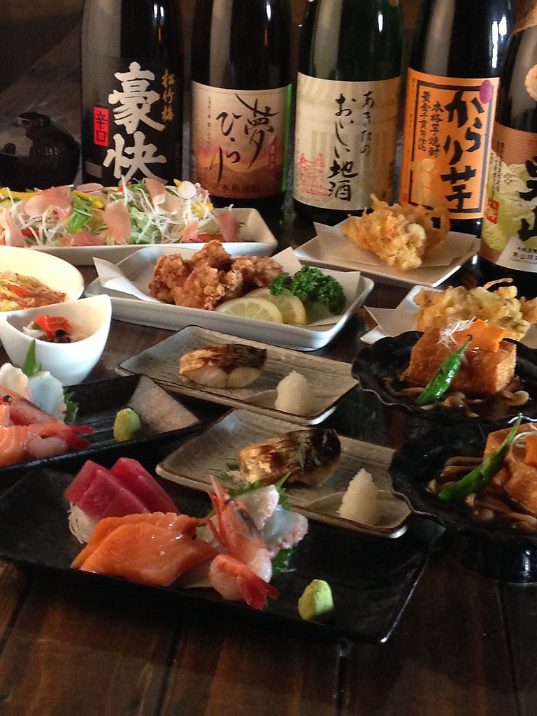 宴会コースも勿論ございます。お仲間を誘って是非ご利用下さい！（４名様～）