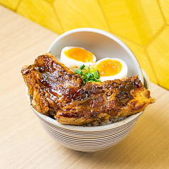 とろけるスマイル味噌角煮丼